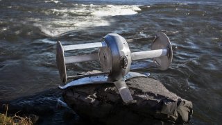 Idénergie - Thiết kế turbine này tạo ra lượng điện bằng cả chục lần pin năng lượng | Trung Notes